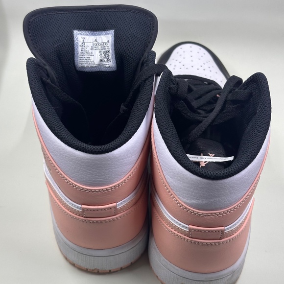 AIR JORDAN 1 MID - Picture 5 of 6